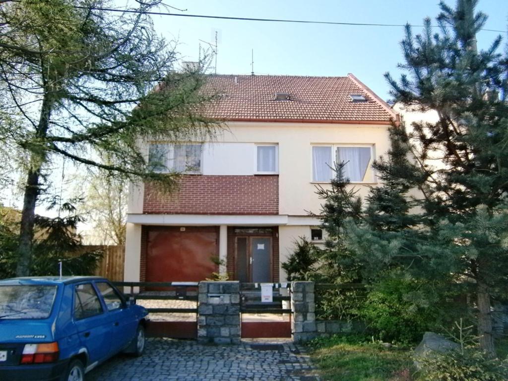 Podkrovni Apartman Olomouc Bagian luar foto